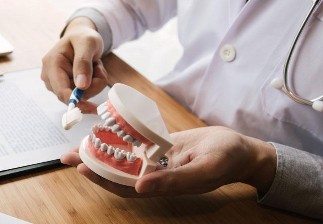 Zahngesundheit im Baronhaus Neuötting, Zahnarzt, Zahnerhalt, Parodontose, Parodontosebehandlung